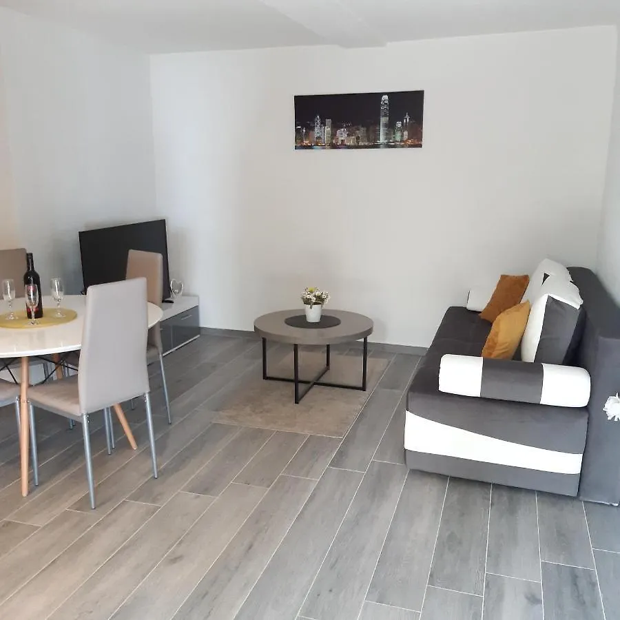 Apartmani Emanuel Mandre Croazia